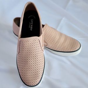 Sperry Pier View Slip On